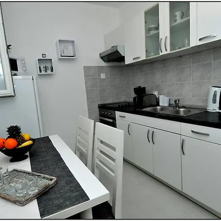 Karmen Appartement *